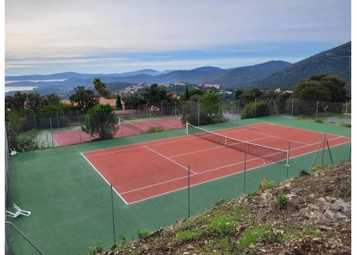 Le Ptit Paradis, Piscine - Tennis